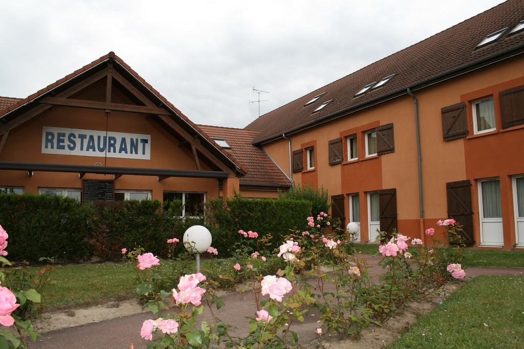 Comfort Hotel Orleans Saran Εξωτερικό φωτογραφία