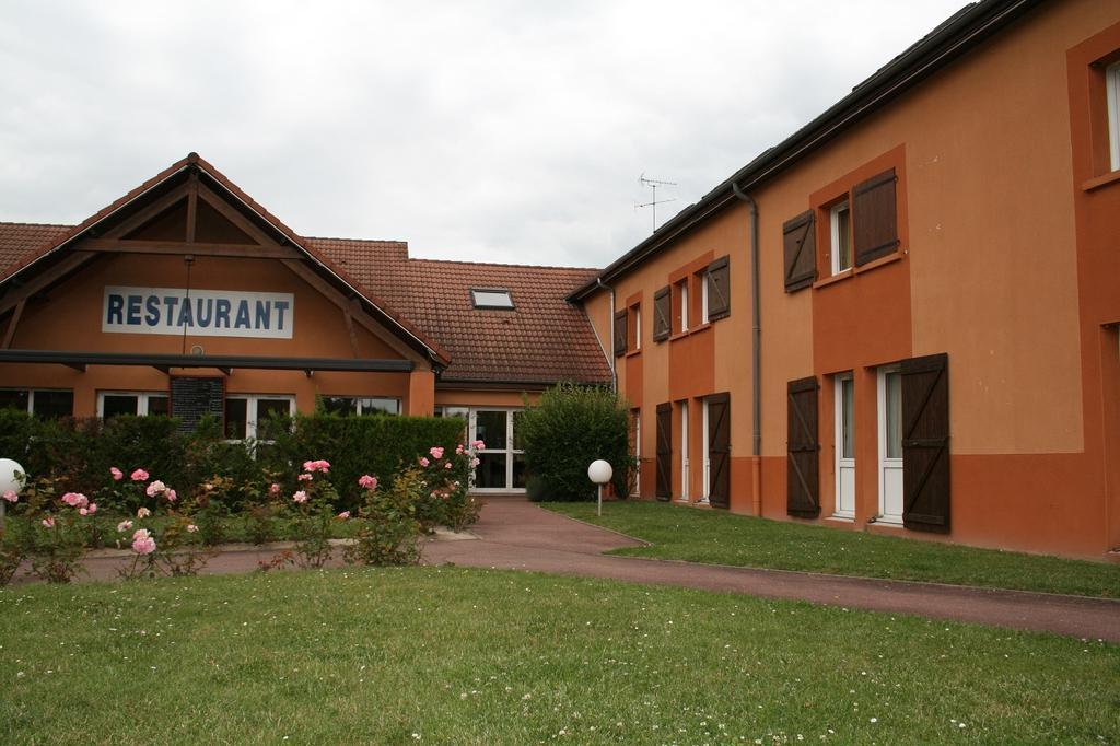 Comfort Hotel Orleans Saran Εξωτερικό φωτογραφία