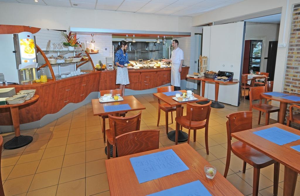 Comfort Hotel Orleans Saran Εξωτερικό φωτογραφία